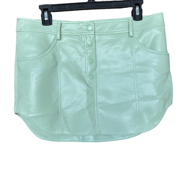Camila Coelho Green Micro Mini Skirt MEDIUM Faux Leather Low Designer $168 NEW - Picture 4 of 7
